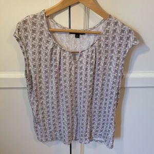 stretchy loose top with gold detail